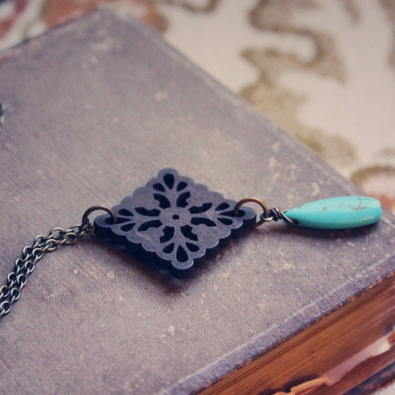 jacy. a wood and turquoise necklace.