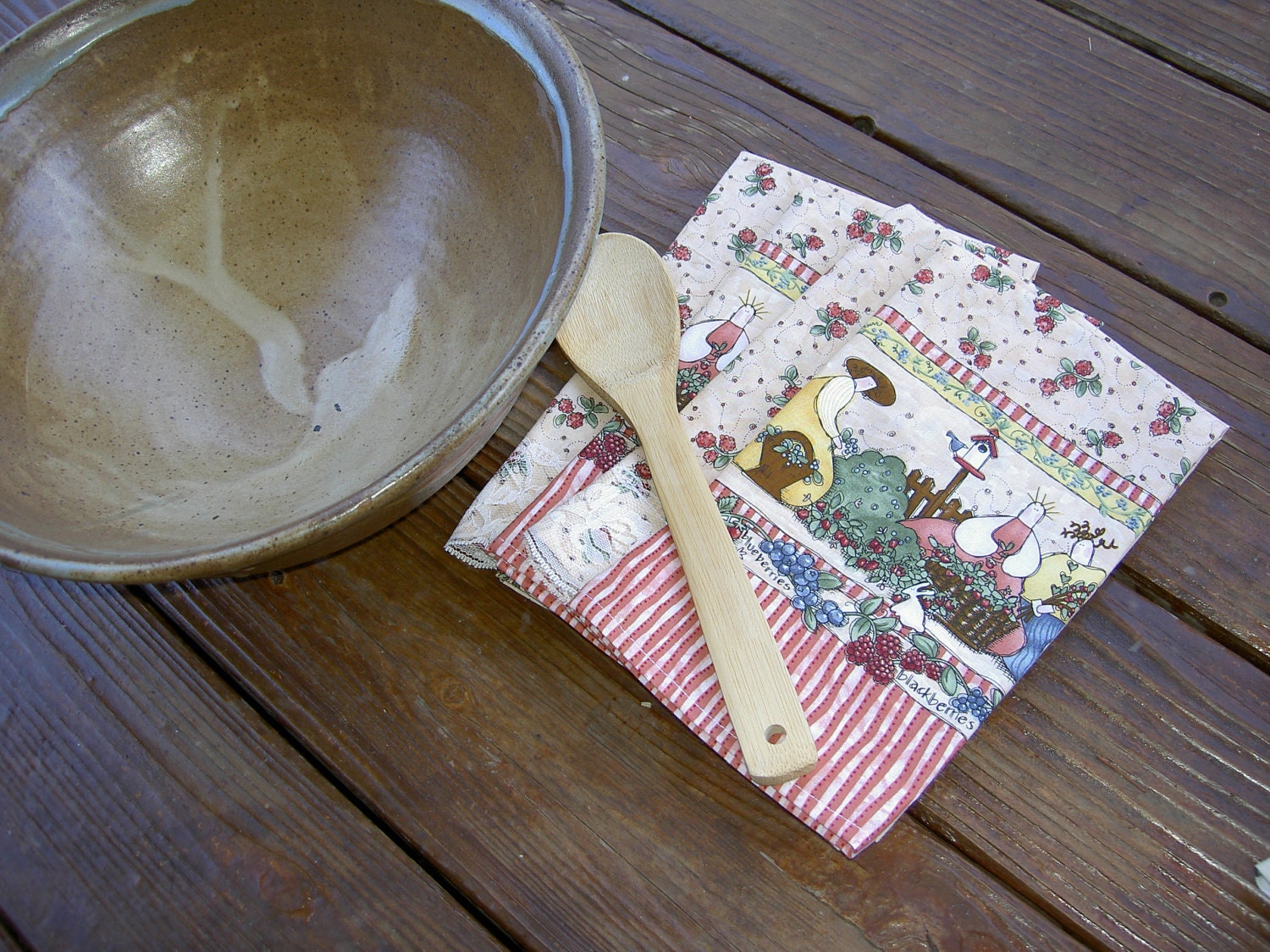 Set of 4  Tea Towels - VIntage Retro Berry Garden Cotton Dish Towels