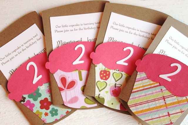 Cupcake Invitation Kids Birthday Party Invite Custom Cupcake Invitation Girls Birthday Invite - Set of 10