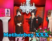 Arrested Development: Motherboy XXX (Cut-and-Fold Models, Paper Dolls, Fashion Dolls)