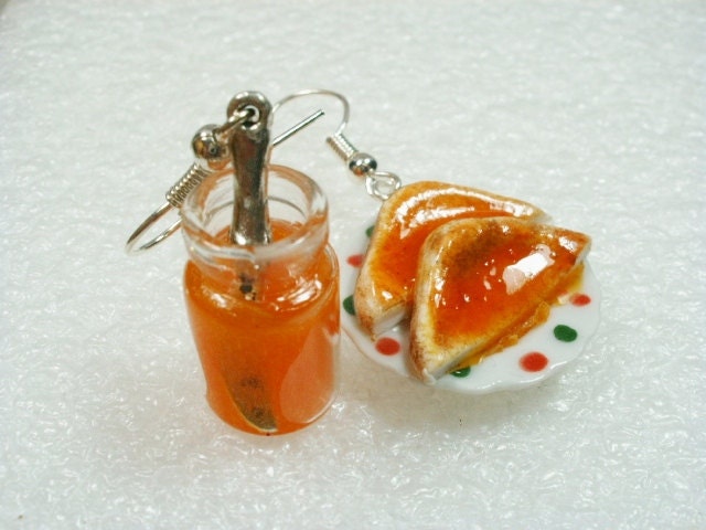 Toast and Jam earrings. Polymer clay.