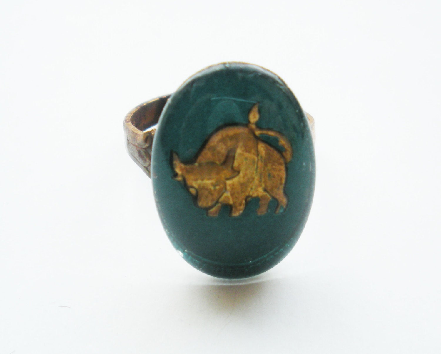 TAURUS - Vintage Glass Zodiac Cabochon Ring