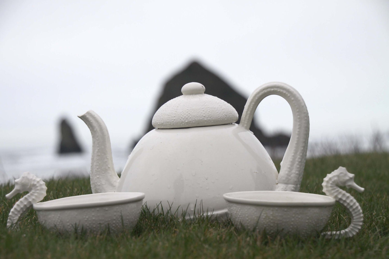 Sea Urchin Teapot and Seahorse Teacup SET (3 pcs)