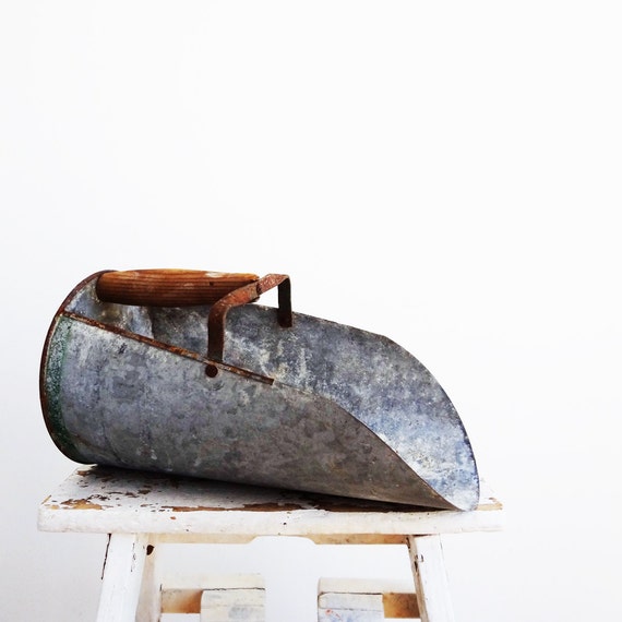 Antique Farm Grain Scoop by WillowTreeAntiques on Etsy