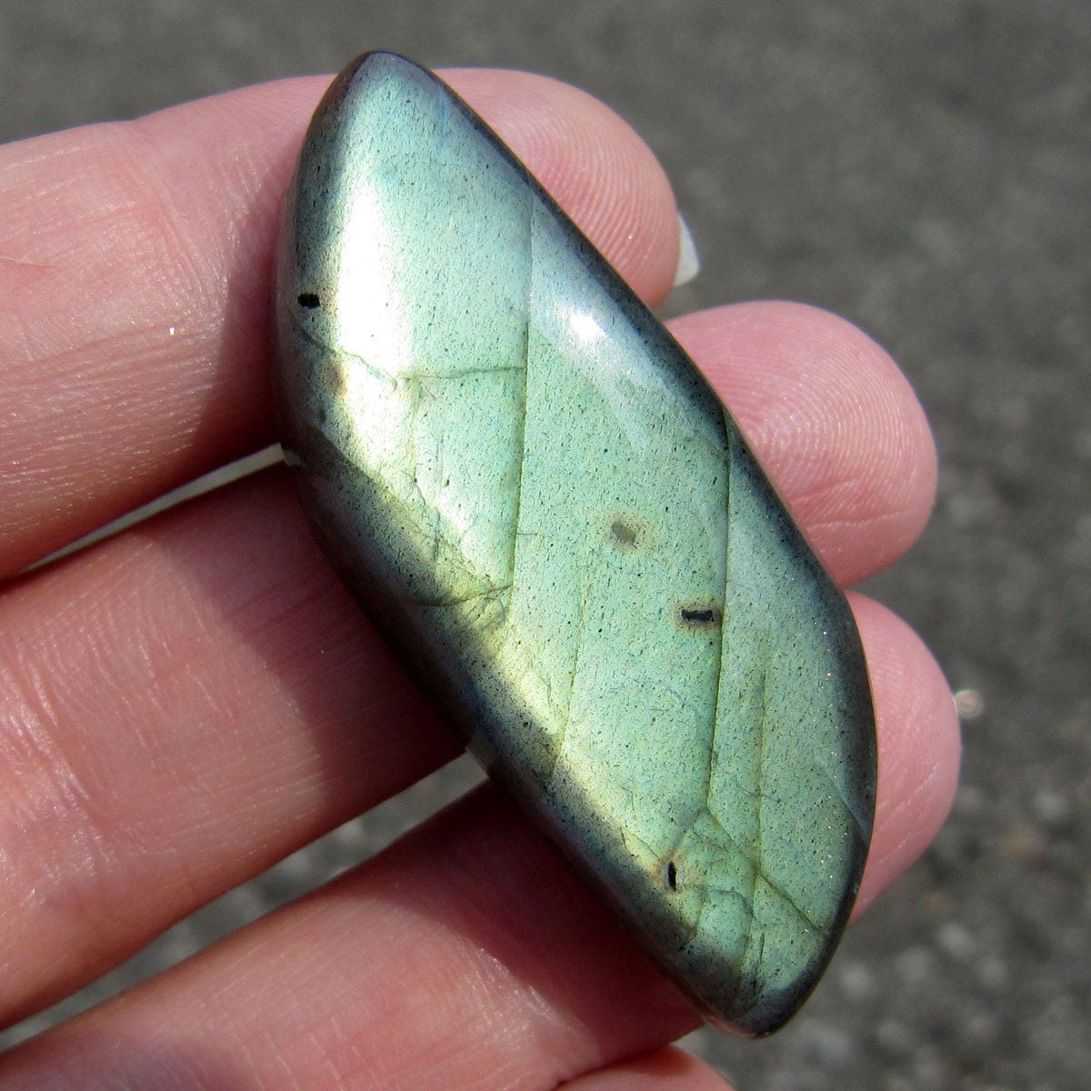 GEMMY Labradorite Cabochon GREEN FLASH ETLab018