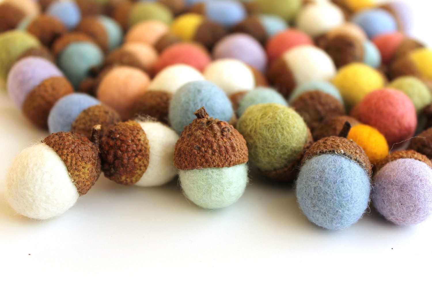 Spring Wool Felted Acorns. Soft pastel Felt Decor. Set of 24 Oak Acorn balls. - TheDwarfRam