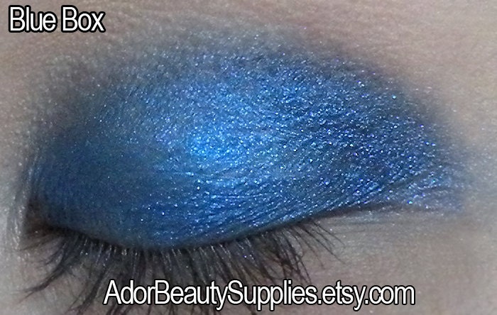 Blue Box the TARDIS Blue Eye Shadow 5g