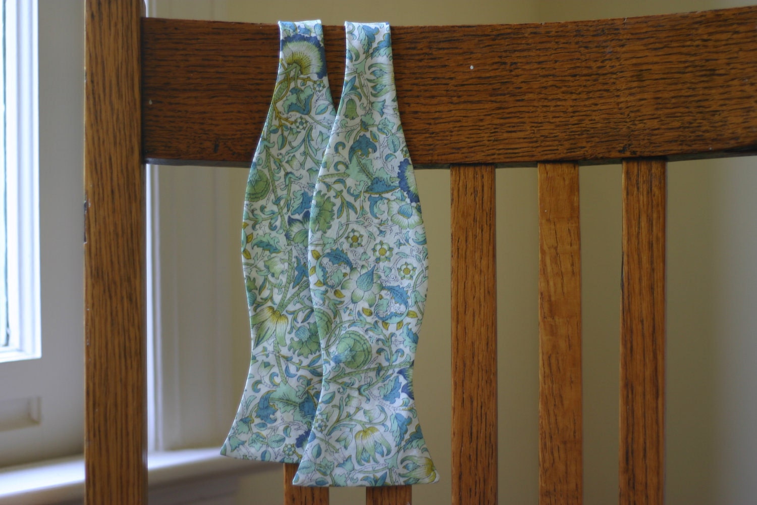Bow Tie in Liberty Tana Lawn Lodden Fabric