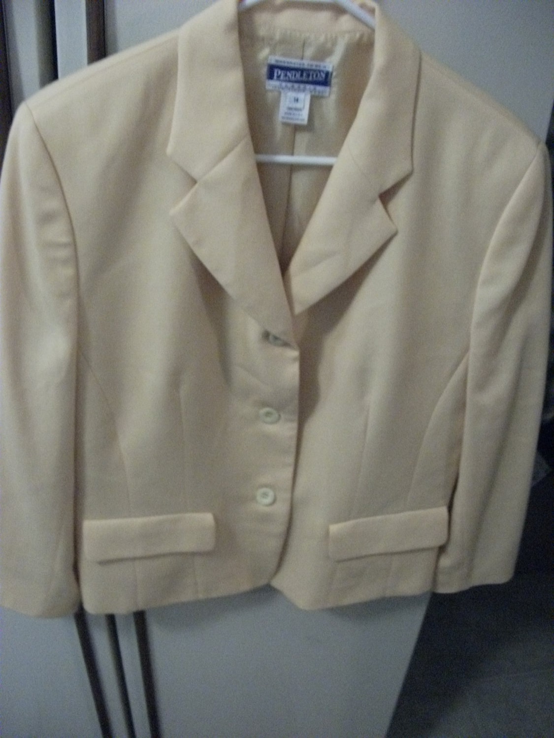 Vintage Pendleton Yellow Wool Women's Blazer Single Breasted with Taffeta Lining and Front Pockets Size 14 Only 9 USD