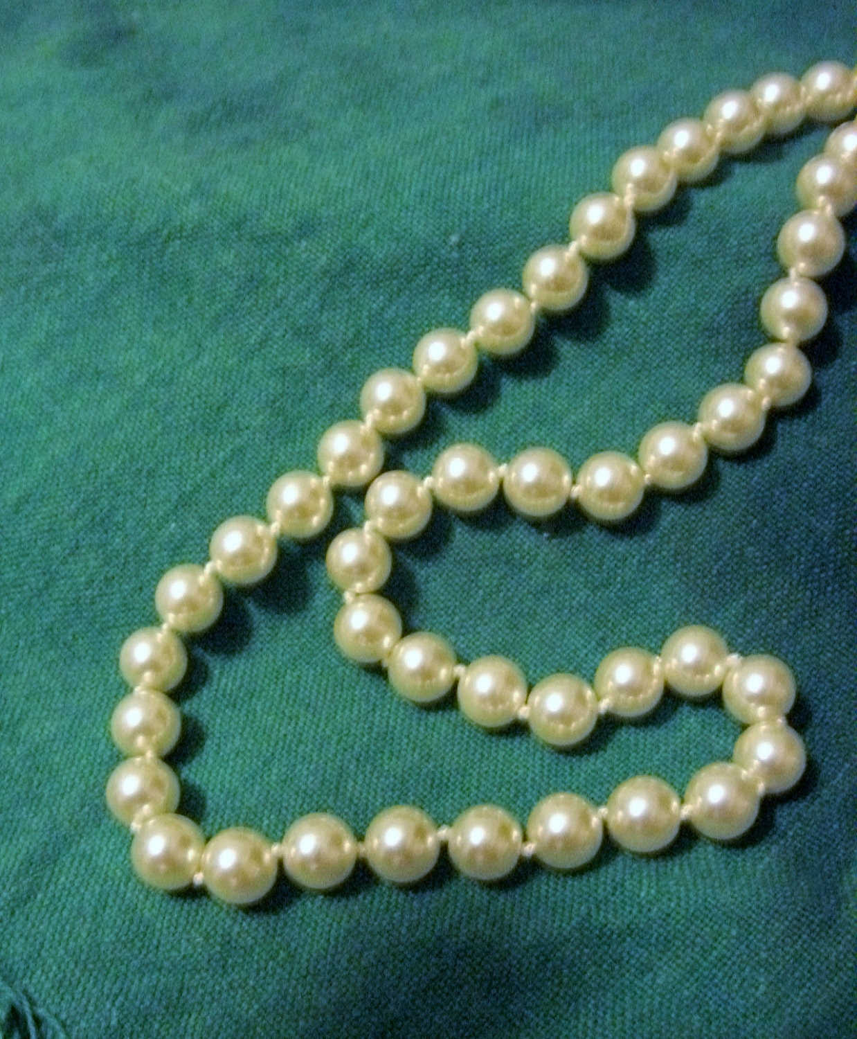 Vintage 18 inch High Quality Hand Knotted Faux Pearl Necklace Only 3USD