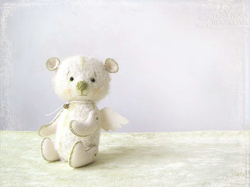 Artist Teddy Angel white frend for you