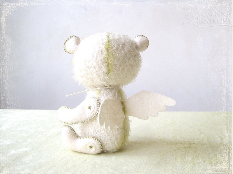 Artist Teddy Angel white frend for you