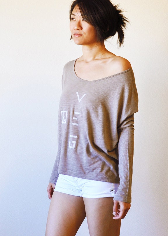 Veg Peace Clothing: Organic Blend - Taupe Oversize Angie Top ( Size M / L )