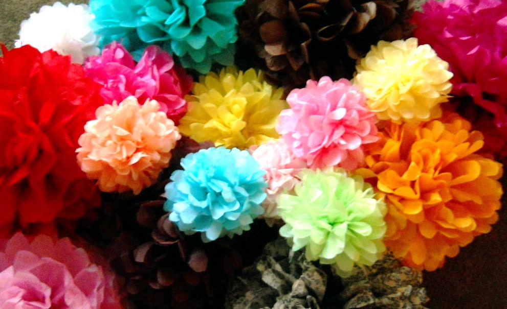 36 Tissue Paper Poms (Custom Color)