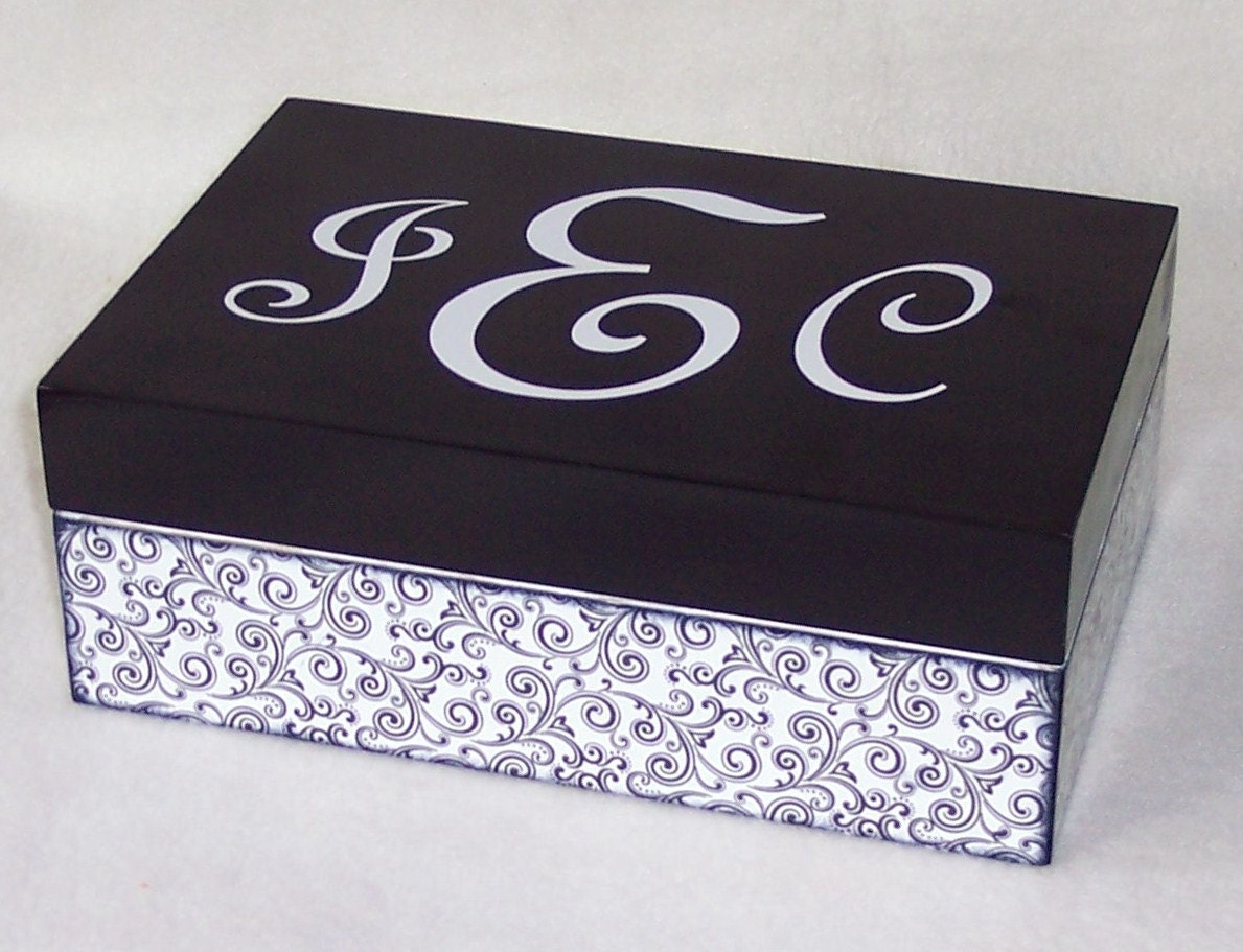 Keepsake Box: Personalized  Custom  - Monogrammed Black Damask