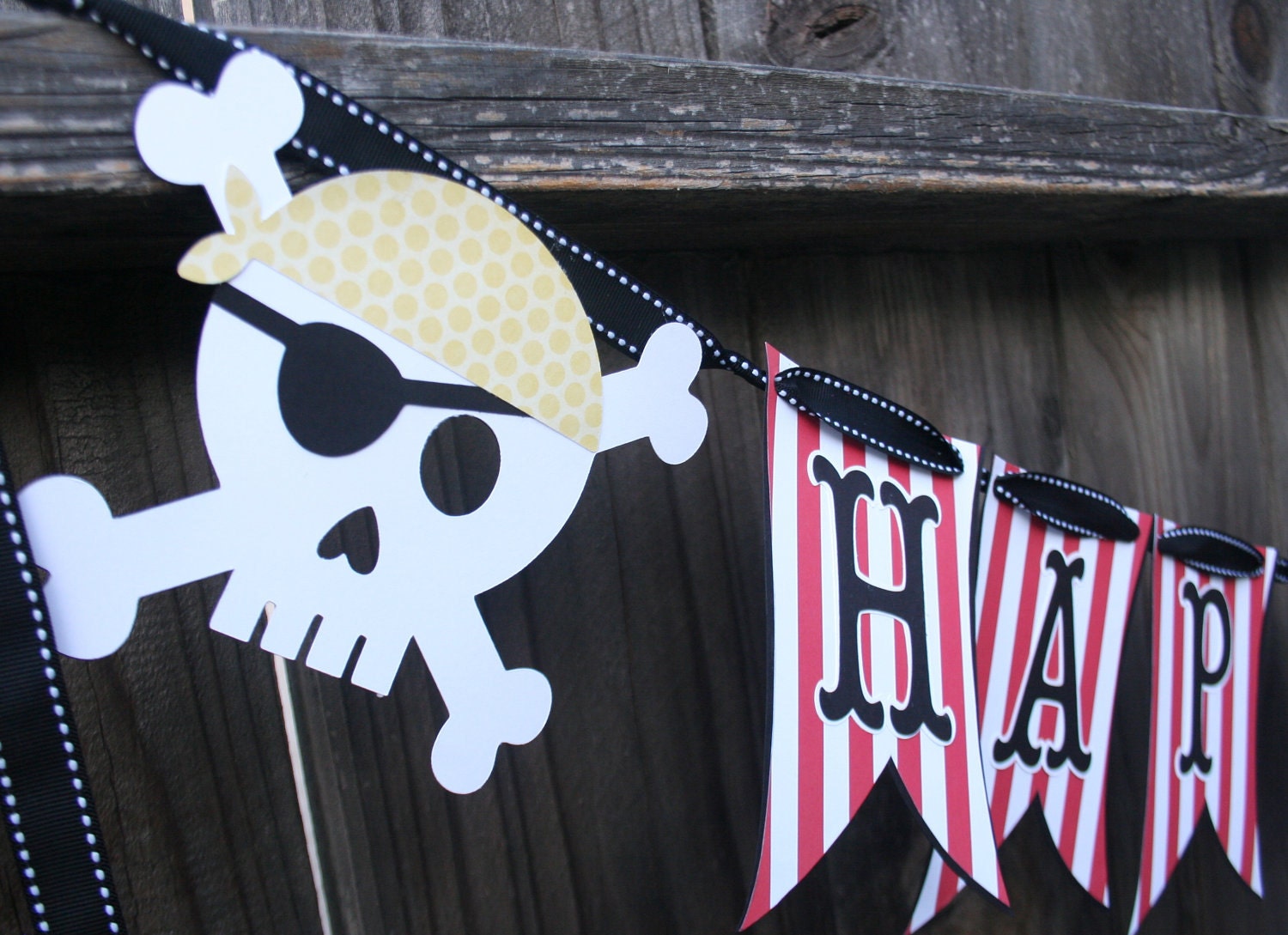 Pirate Skull Happy Birthday Party Banner
