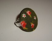 Cute Vintage Fabric Ring - Olive Green with Pink Floral Print - Large 1 and 1/8"