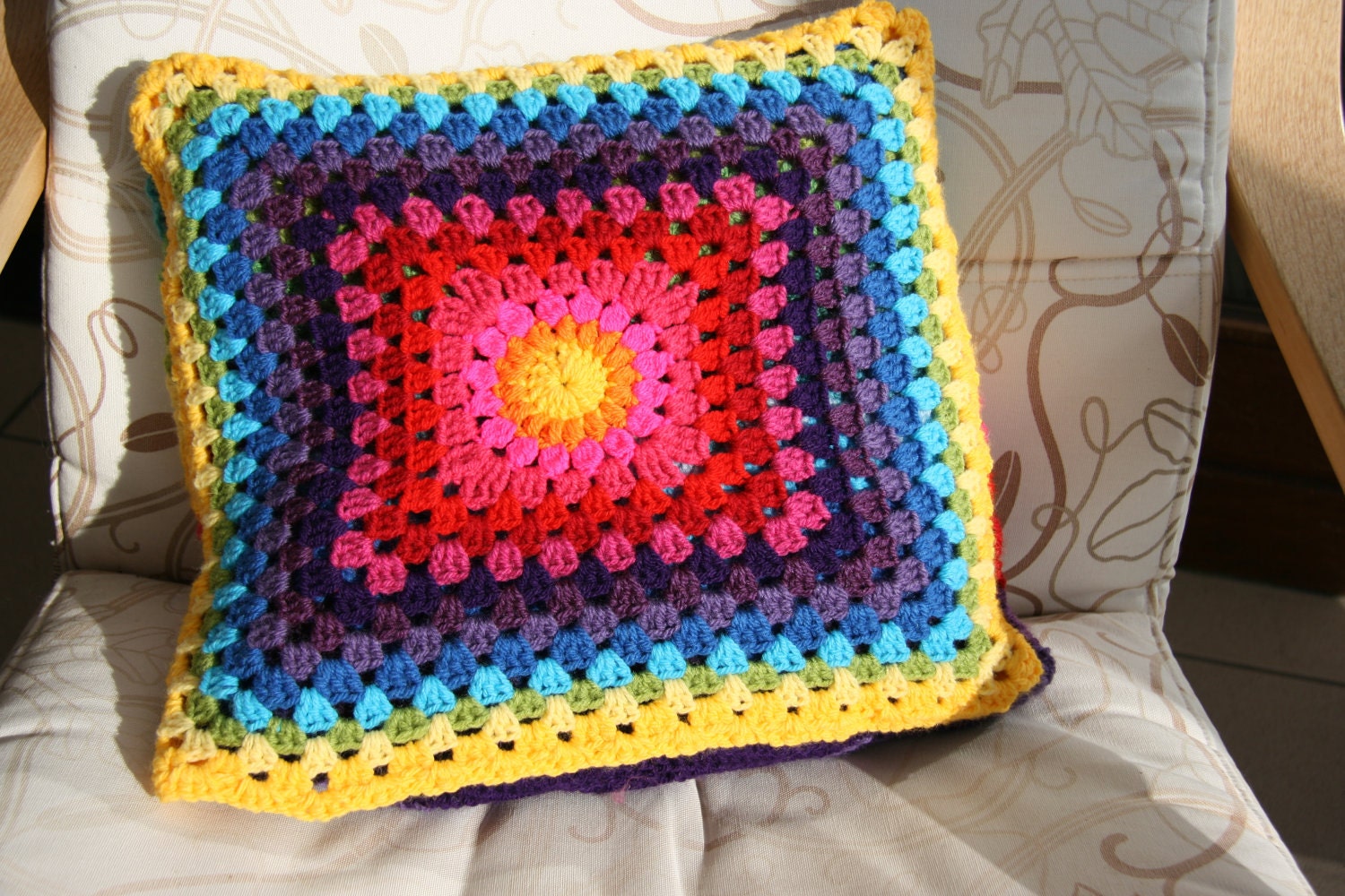 Ripple chevron granny planket (blanket transforms into a pillow)