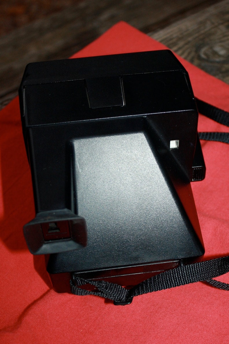 Vintage Polaroid Sun 600 Land Camera LMS Light Management System