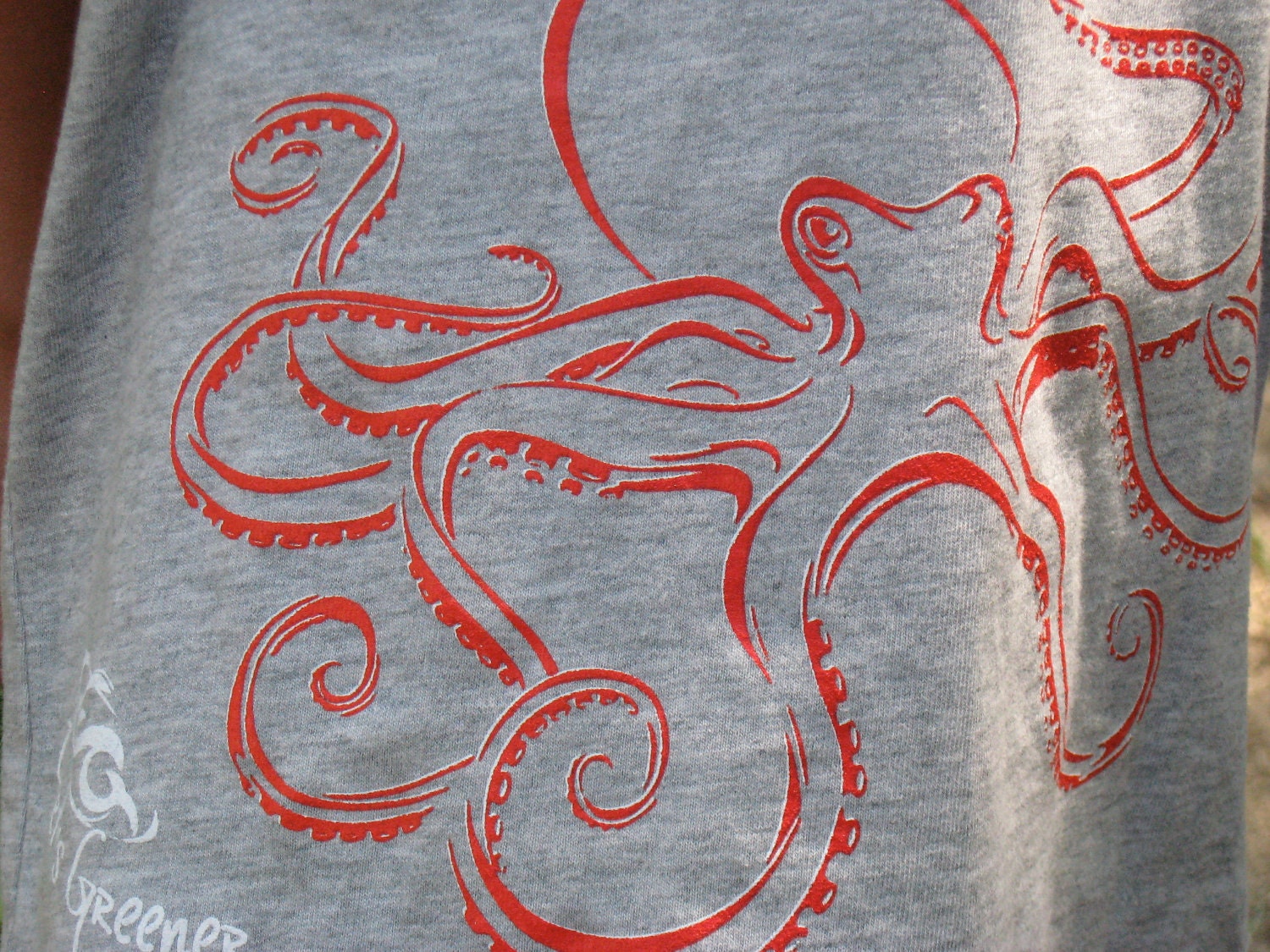 OCTOPUS - Cephalopod Youth/ Kids Organic Octopi Tee Shirt - Eco Friendly T-Shirt  - Red, White and Green on Heather Grey - Youth MEDIUM