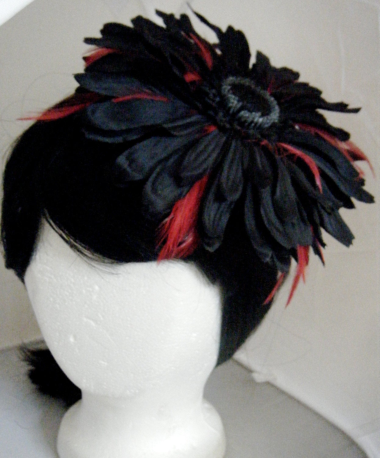 Burlesque handmade Daisy hat