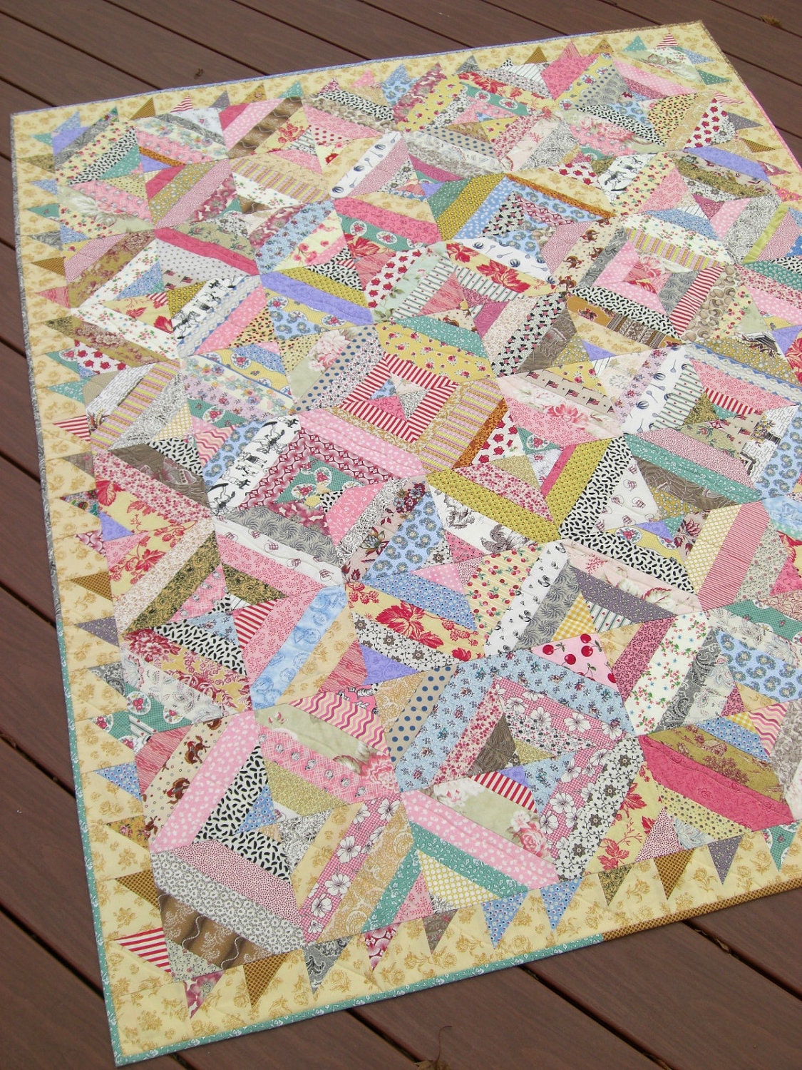Sweet Dreams Nap Quilt, New Vintage Style, Retro, Throw, 50" x 61"
