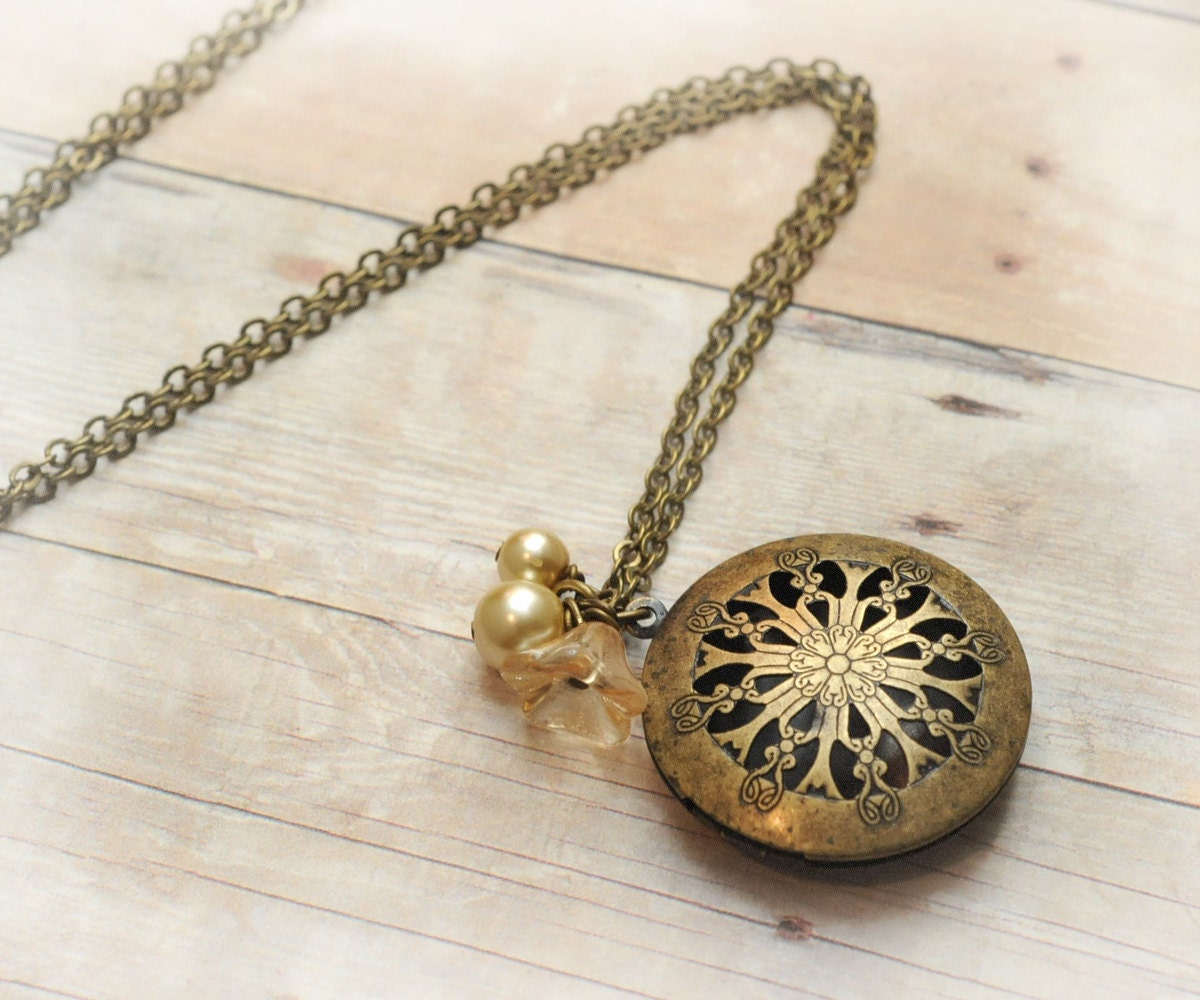 Victorian Locket Antique Locket Jewelry Pendant Locket Necklace Edwardian Jewellery
