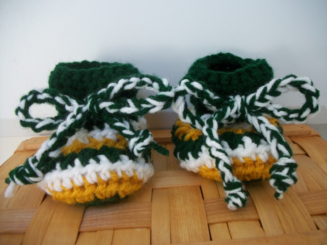 Hand Crocheted- Greenbay Packer Baby Booties - Available In Size 0-3Mo/3-6Mo/ 6-12mo