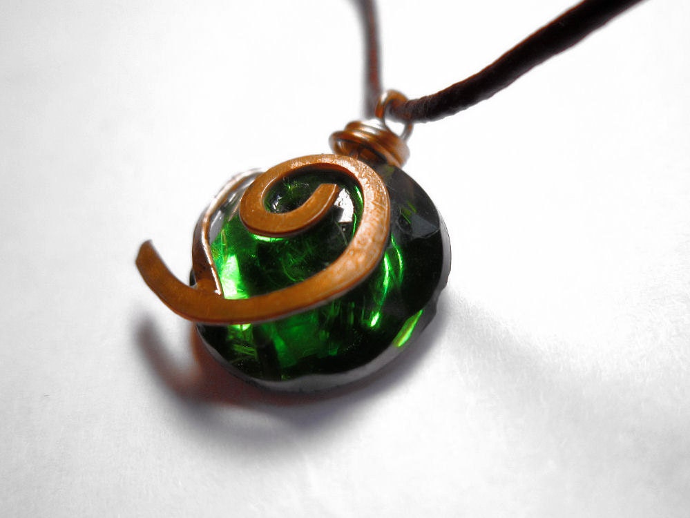Zelda Necklace Kokiri's Forest Emerald, Genya Cord, Flatback