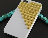 Gold pyramid stud White Hard Case Cover STYLE B ----for Apple iPhone 4 Case, iPhone 4s Case, iPhone 4 Hard Case Style B
