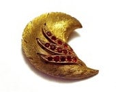 Vintage Rhinestone Brooch By Jonette Jewelry