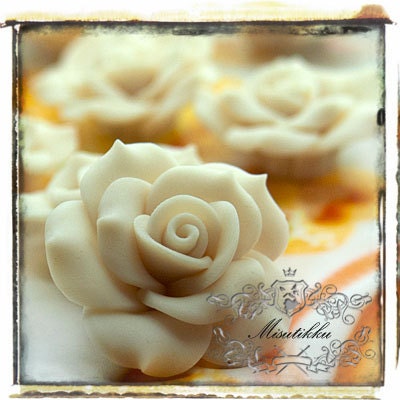 1 PC X 40mm Big Polymer Clay White Rose Cabochon w Matte Finish Resin Flat Back -Decoden Mini Material Supply Craft Embellishment (FL05W)