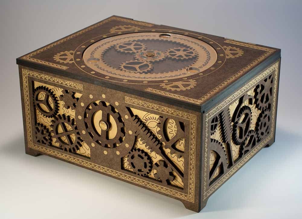 Steampunk Storage Box - Features Working Planetary Gears, and Gear-Driven Latch - DapperDevil