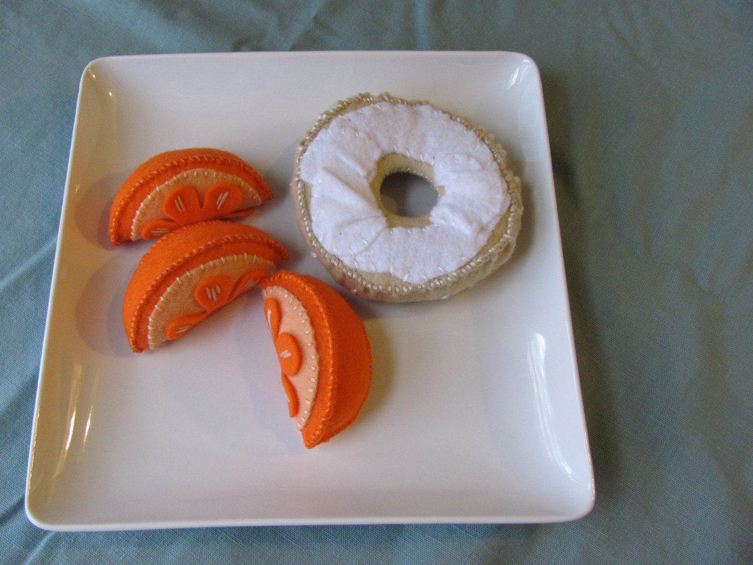 100% wool felt snack plate bagel orange play food "waldorf" 30 percent organic content