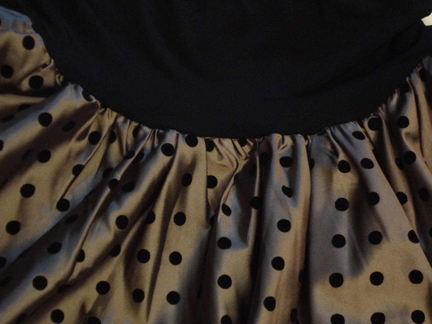 polka dot satin knee-length skirt, black on bronze , black lace on the bottom