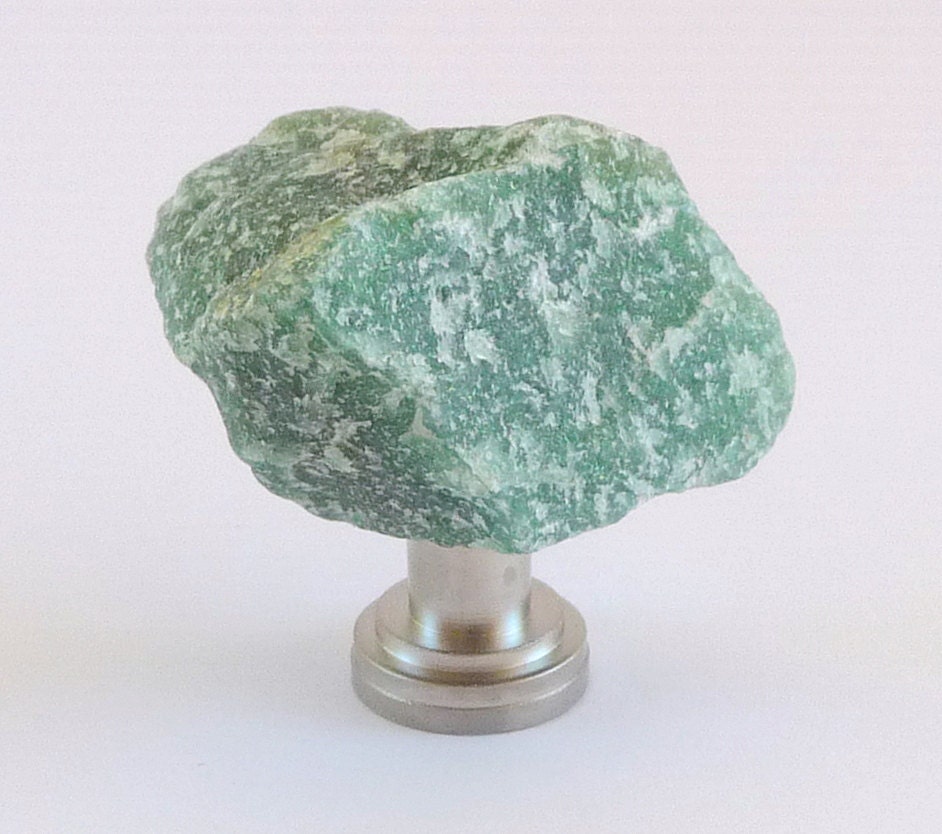 Natural Jade Green Quartz Aventurine Crystal Gemstone Rock Knobs