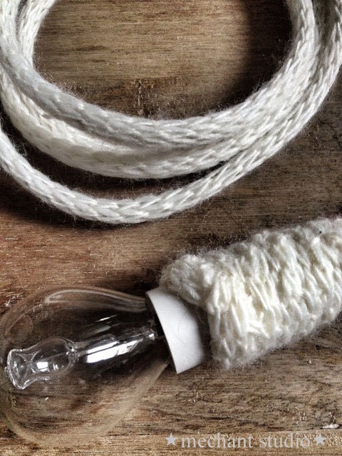 White LUDD wool lamp