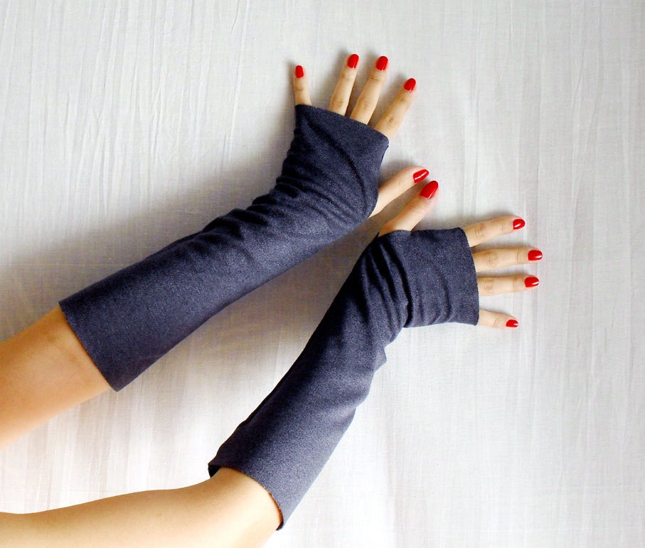Charcoal thumbhole fingerless gloves -