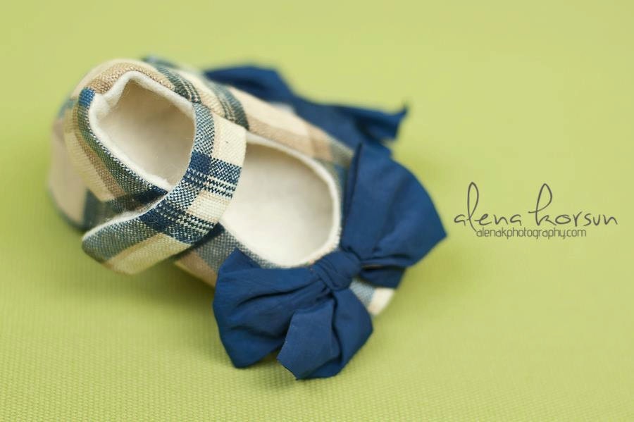 AK DESIGNS "Elegant Baby Shoes" - Little Jessica