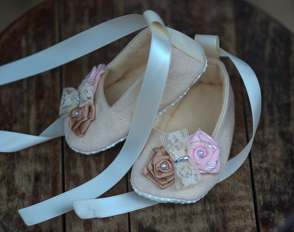 AK DESIGNS "Elegant Baby Shoes" - Little Naliya.