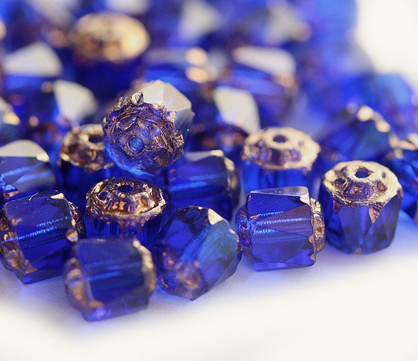 Royal blue czech glass beads with golden ends, cobalt - 6mm - 20Pc - 0128