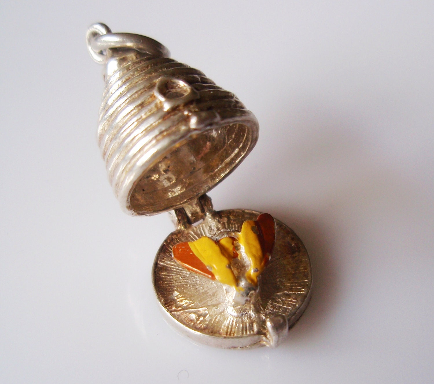 Vintage Sterling Silver Beehive & Enamel Bee Charm Opens
