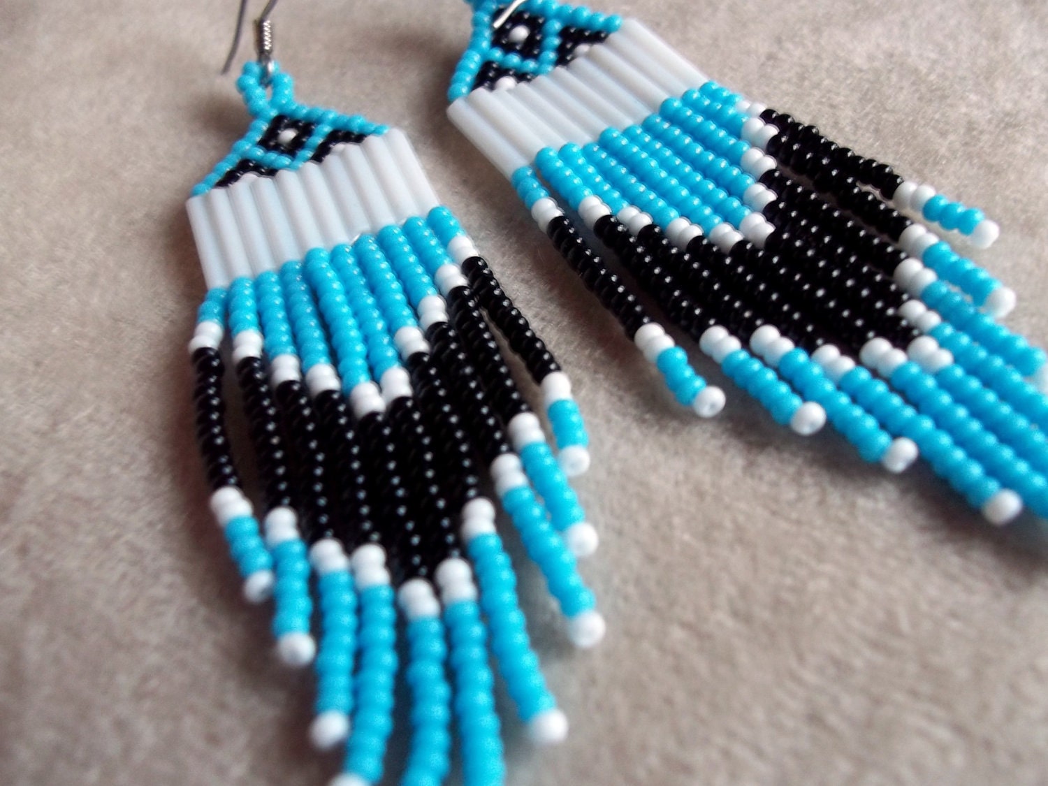 Turquoise, Black and White Seed Bead Beaded Earrings.