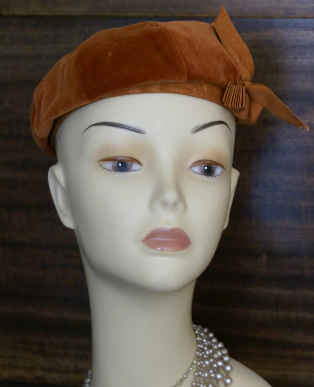 Vintage Classy Copper Beret by Betmar