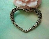 10 pcs 35x26mm Antique Bronze Hollow Flower LOVE Hearts Charms Pendants a3f28g32350