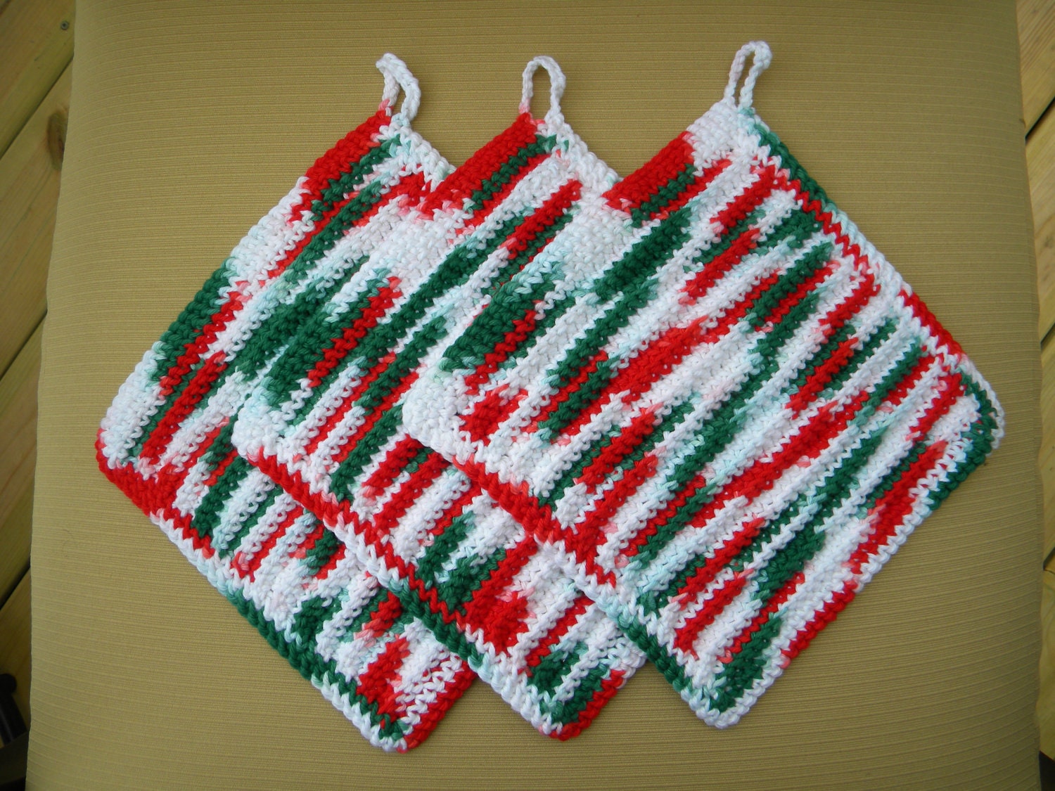 Christmas Peppermint Cotton Wash Cloths (Set of 3) - CLEARANCE - Red, Green, White - Kitchen and Bathroom - Holiday Decor - Ready to Ship