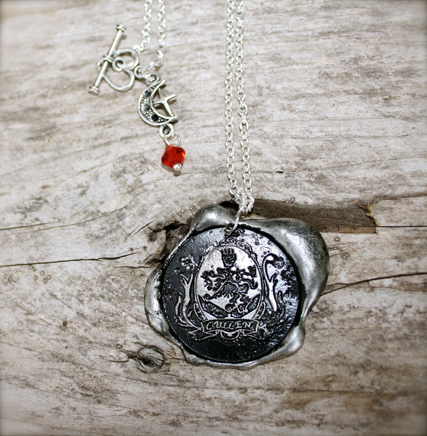 Handmade Twilight Necklace on Etsy TWILIGHT WAX SEAL Cullen Crest, Breaking Dawn, Inspired, Original By Okrrah