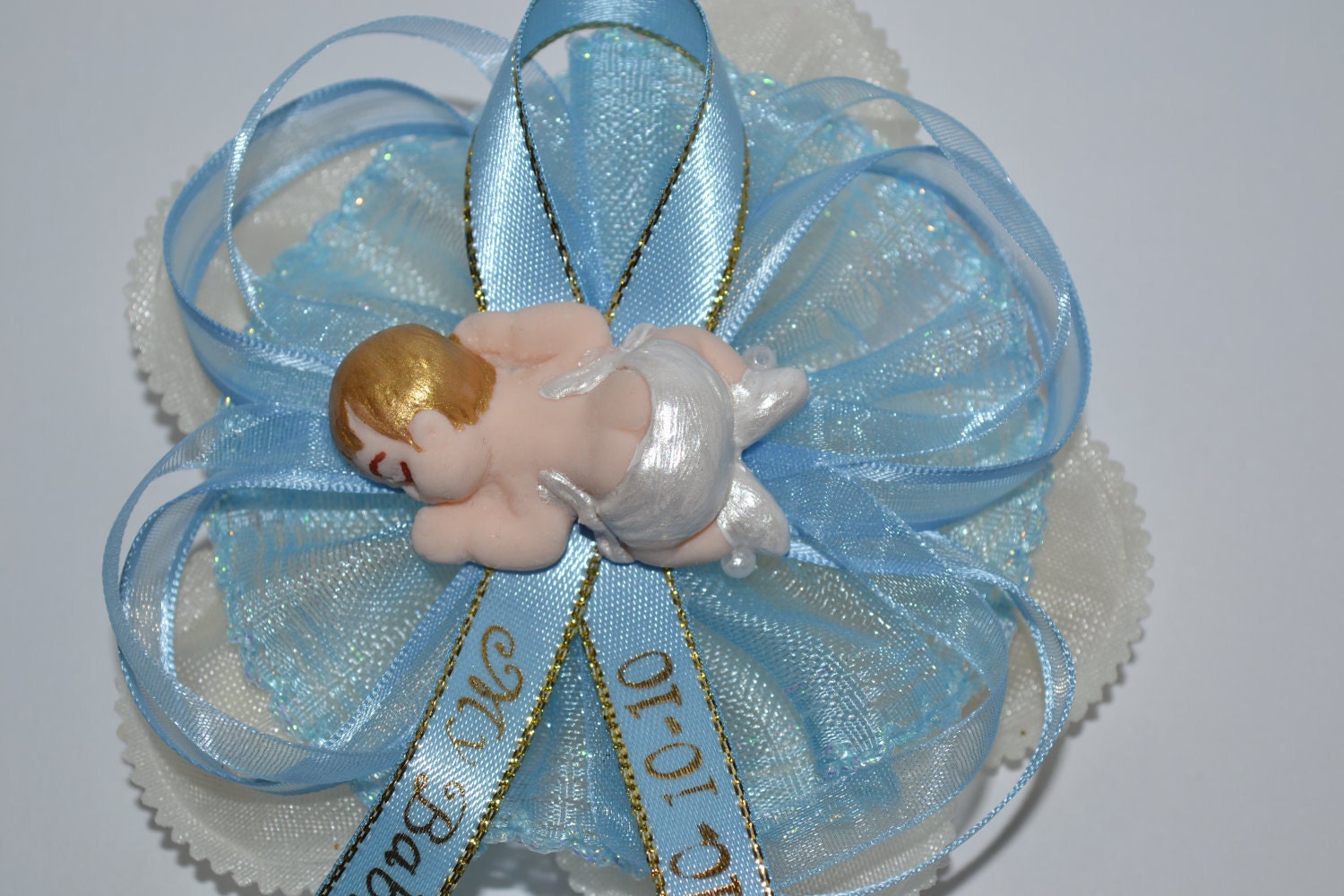 Baby Shower Corsage With Cold Porcelain Sleeping Baby Lying On His Tummy Il_170x135
