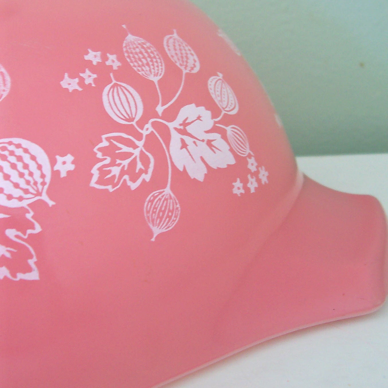 Pink Gooseberry Mixing Bowls, Complete Set