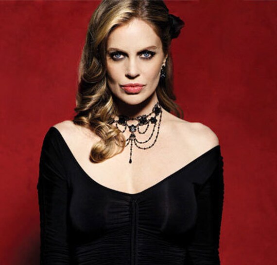 Kristin Bauers Signature Necklace as Pam on True Blood S1 Made with Black Jet Swarovski Crystals Black plated